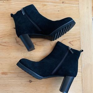 🖤 BRAND NEW DSW BLONDO HEELED BOOTIES 🖤